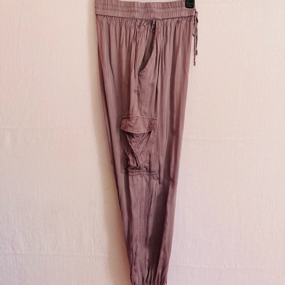 Young Fabulous & Broke pants size L